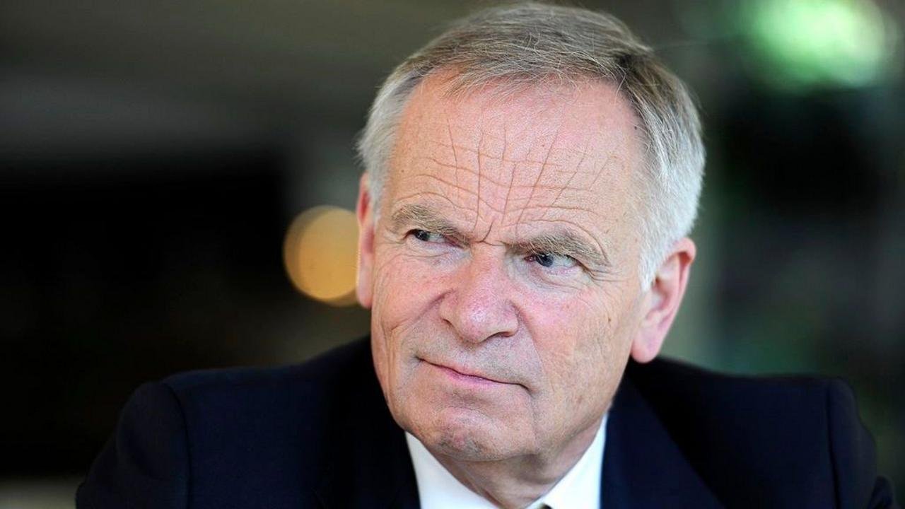 Author and former politician Jeffrey Archer dies aged 86
