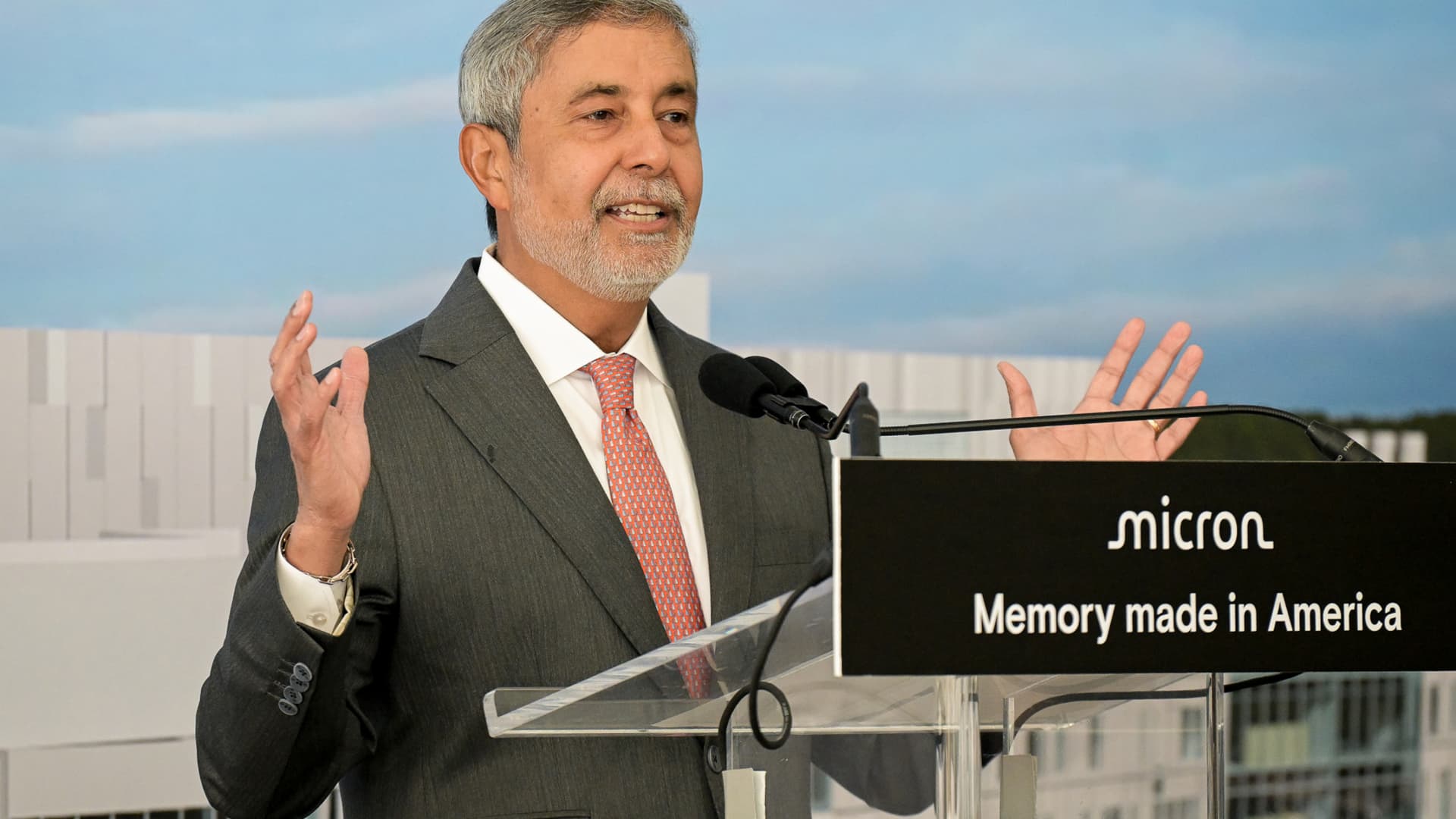 Micron stock jumps 15% as soaring prices from memory crunch lead to quadrupling of revenue