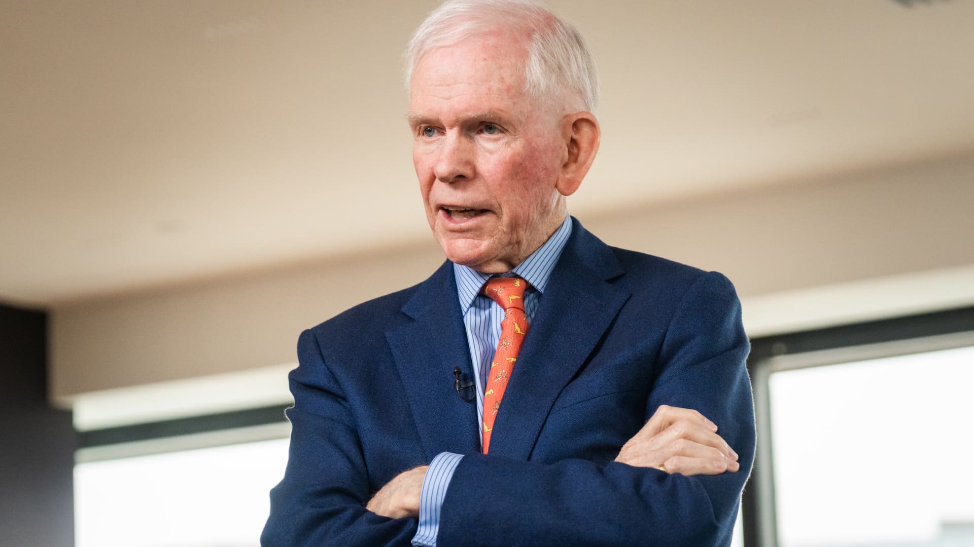 Billionaire investor Jeremy Grantham says bitcoin will 'dwindle away with a whimper'