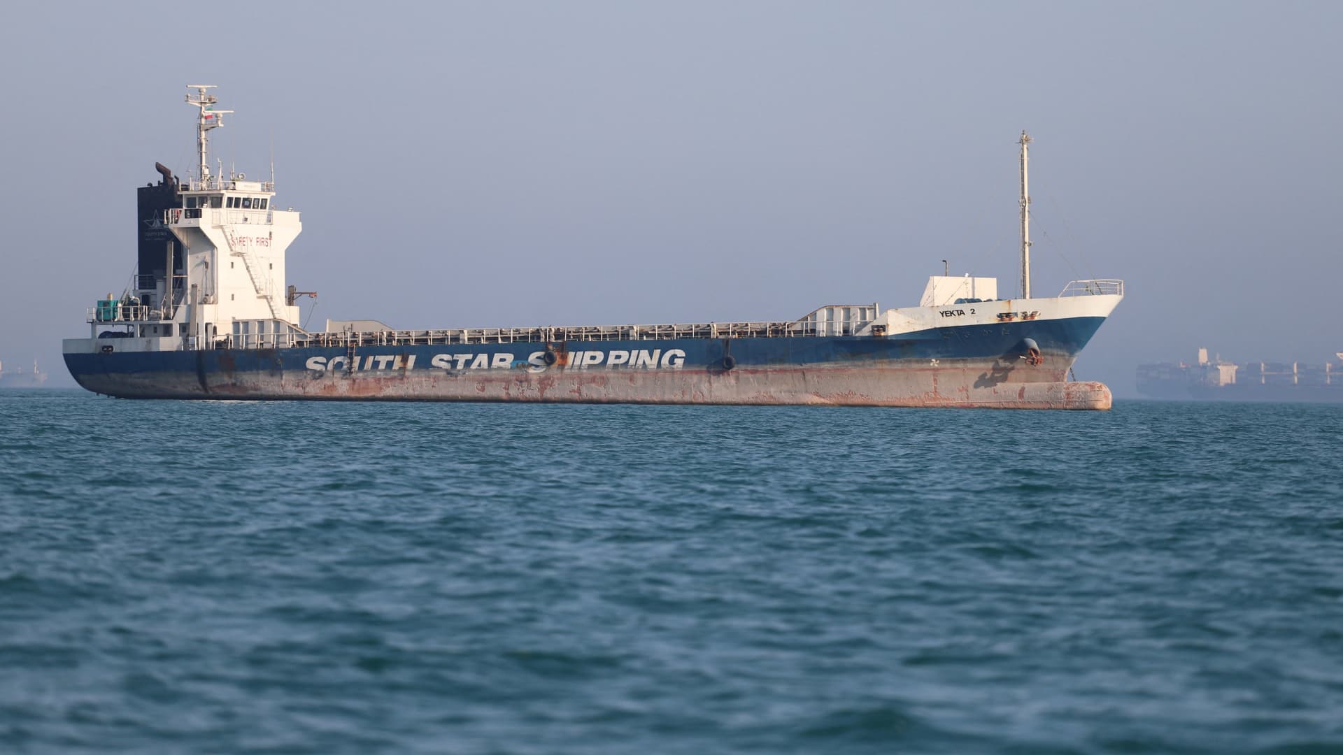 Oil prices tumble after Bessent says Strait of Hormuz deal may come this week