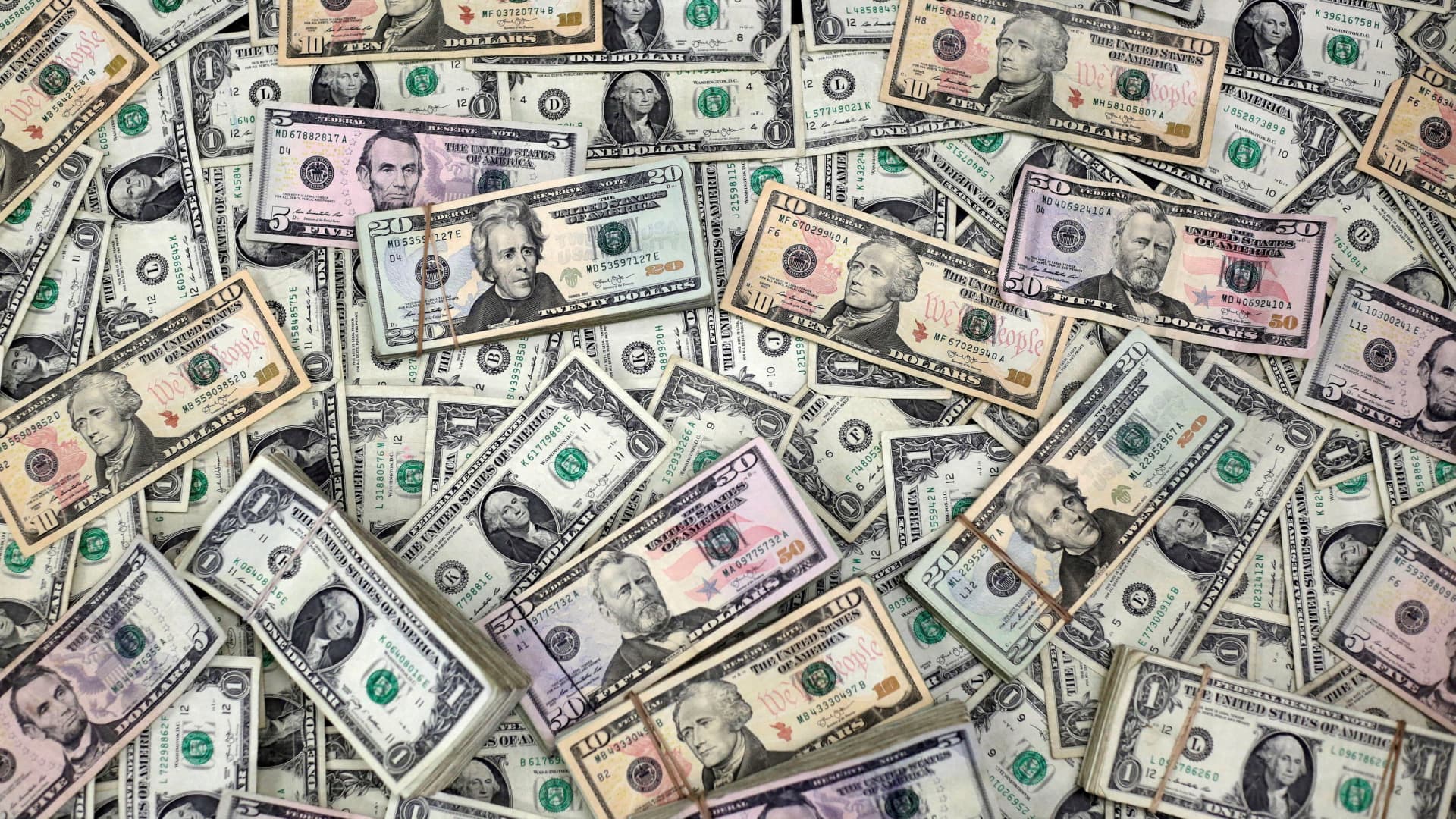 Between earn-nothing cash, broken long-term bonds, these are the safety trades of 2026 market