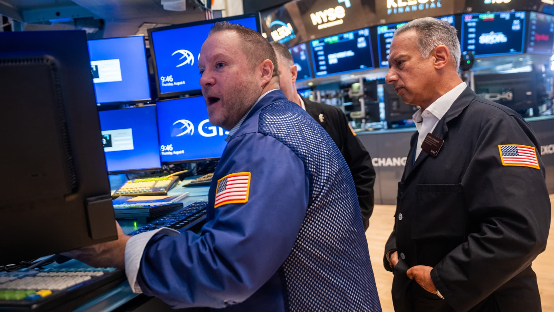 30-year Treasury yield tops 5.33%, new 19-year high, on inflation and spending concerns