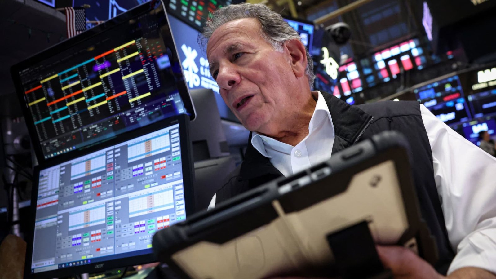 Hedge funds hold a record share of the $30 trillion Treasury market. What could go wrong?