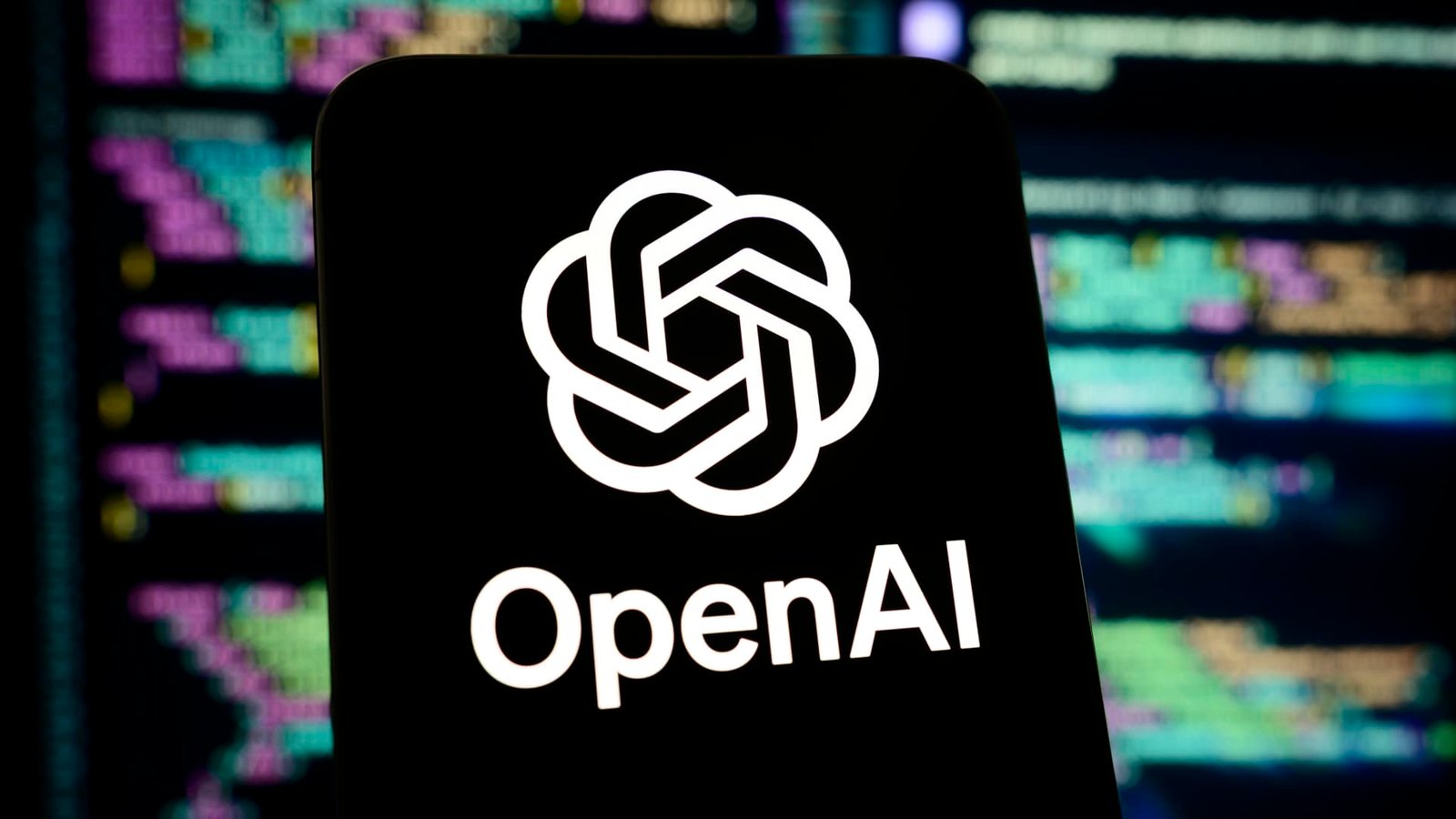 AI race heats up as OpenAI flags alleged model-copying campaign