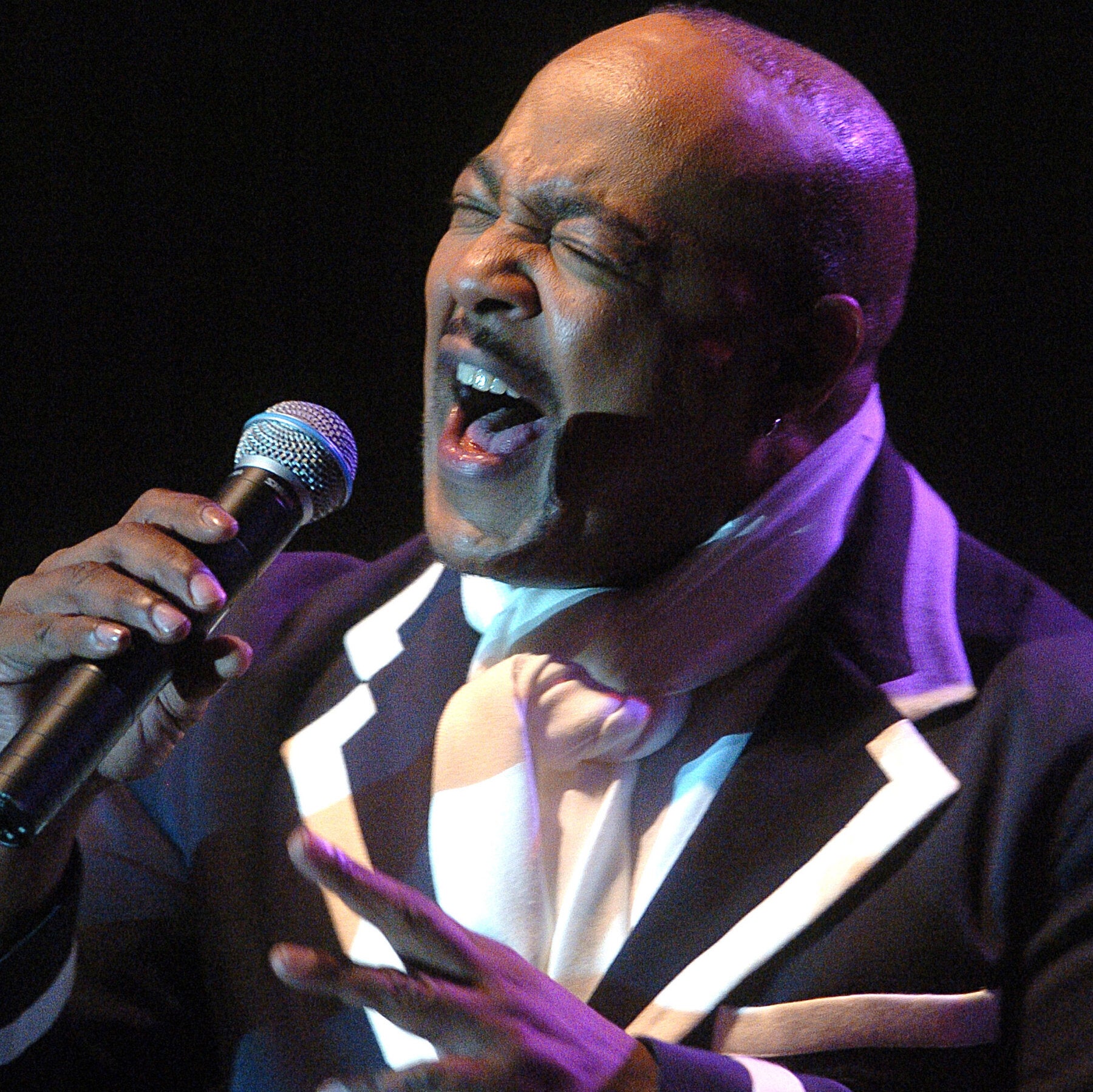 Peabo Bryson, Soul Singer Known as the Voice of Love, Dies at 75