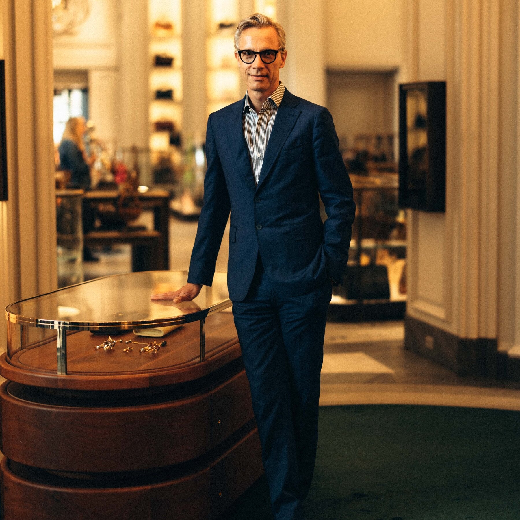 Saks Emerges From Bankruptcy With a New Plan and Corporate Name