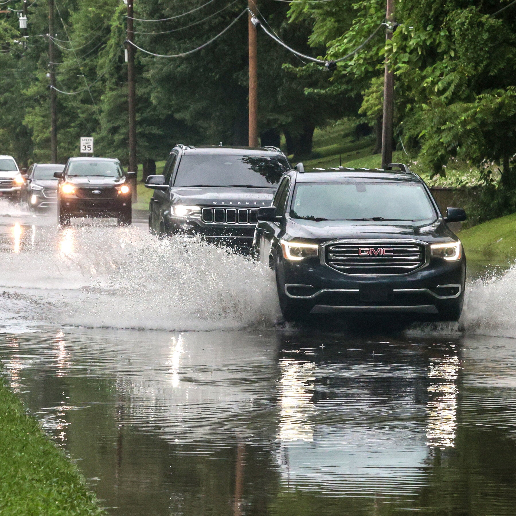 At Least 4 Dead in Kentucky Flooding, Governor Says