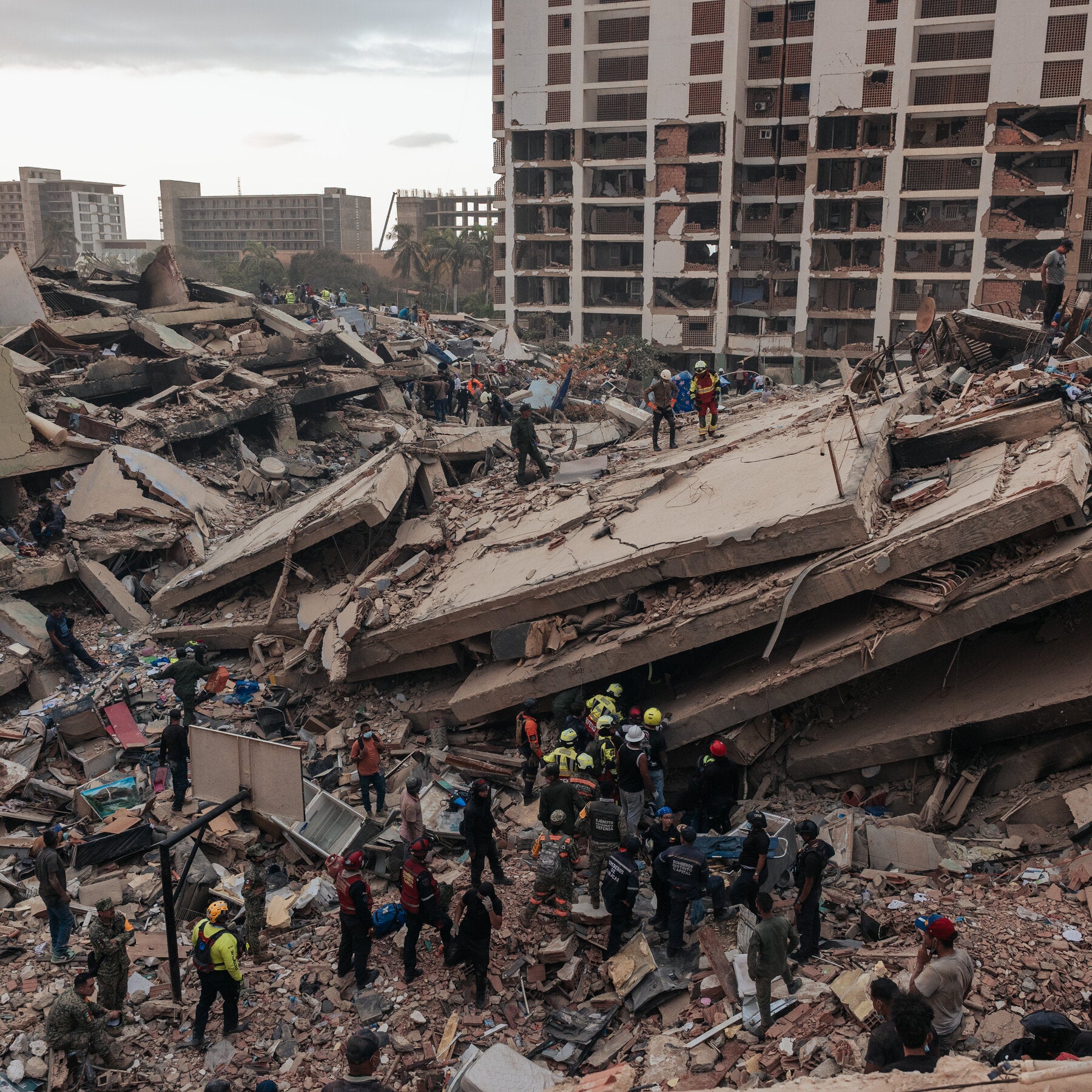 Two Earthquakes Hit Venezuela: What to Know About Death Toll, Damage and Rescue Response