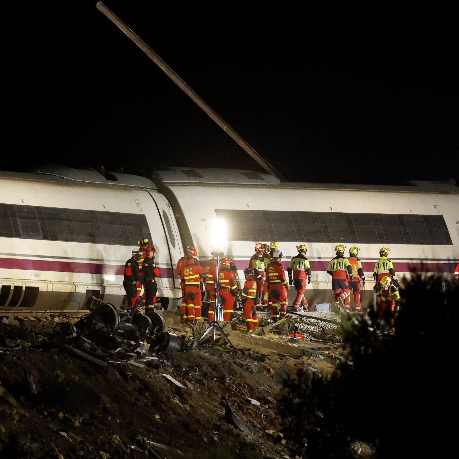 Is There a ‘Safest Seat’ in a Train Crash? Experts Say It’s Not So Simple.